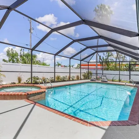 Blissfully Blue Oasis Sunny Days In Cape Coral Villa
